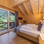 Wellness- Und Garni Dachsteinresort Apart-hotel