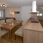 Apart-hotel Wellness- Und Garni Dachsteinresort