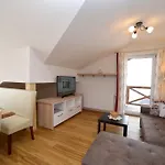 Wellness- Und Garni Dachsteinresort Apart-hotel