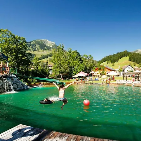 Apart- Und Wellnesshotel Dachsteinresort Lägenhetshotell