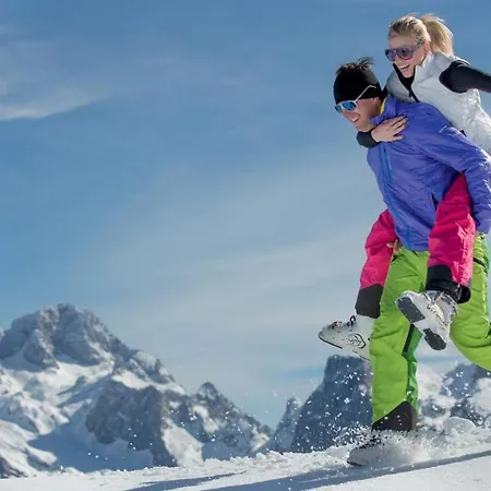 Апарт-отель Wellness- Und Familienhotel Garni Dachsteinresort