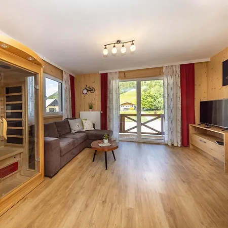 Wellness- Und Dachsteinresort 아파트호텔