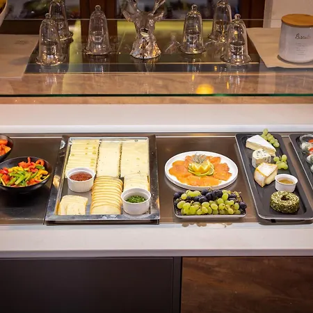 Wellness- Und Familienhotel Garni Dachsteinresort 4*