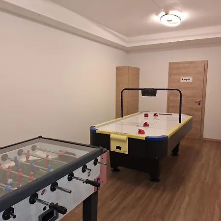 Wellness- Und Familienhotel Garni Dachsteinresort Русбах-ам-Пас-Гшютт