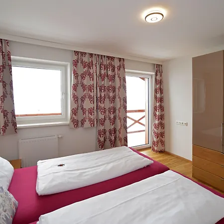 Wellness- Und Familienhotel Garni Dachsteinresort 4*