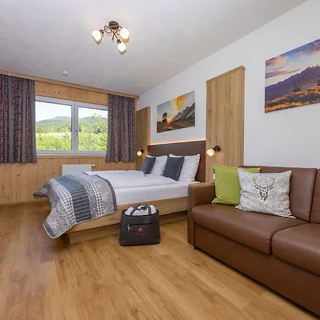 Lägenhetshotell Wellness- Und Familienhotel Garni Dachsteinresort 4*