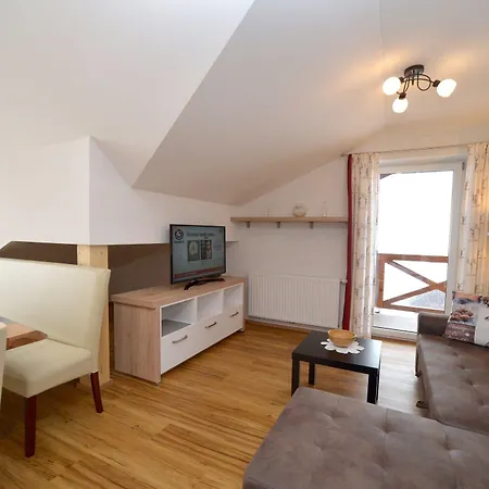 Wellness- Und Familienhotel Garni Dachsteinresort Lägenhetshotell