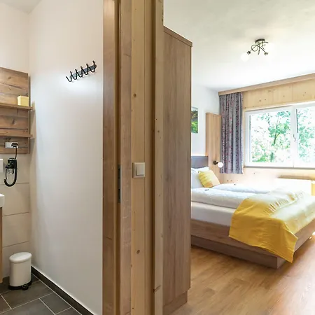 Wellness- Und Garni Dachsteinresort Aparthotel 4*