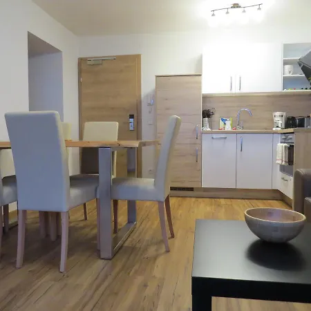 Wellness- Und Familienhotel Garni Dachsteinresort